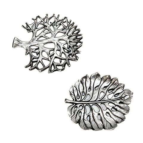 Set 2 Silver Resin Decorative Tabletop Leaf Plates