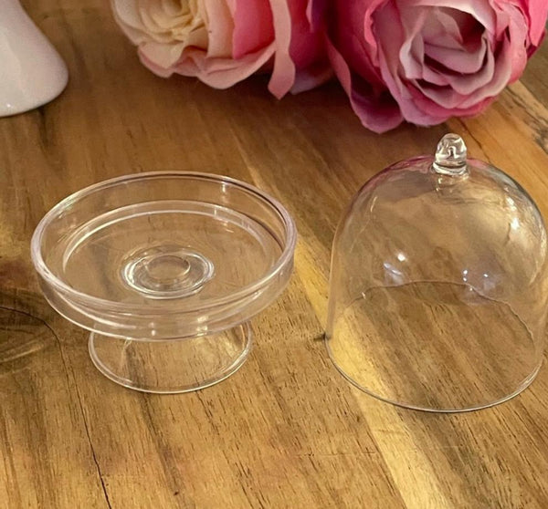 Set Mini Clear Plastic Wedding Favour Cupcake Holder with Cloche Dome Lid Gift Bomboniere Christening Baptism Party Events Display Stand Dessert Macaroons